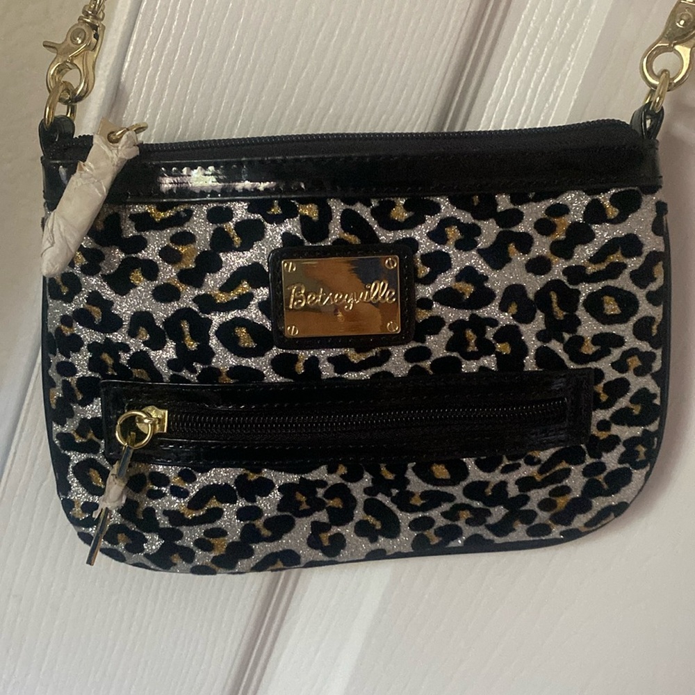 Betseyville Small Bag- Never Worn
